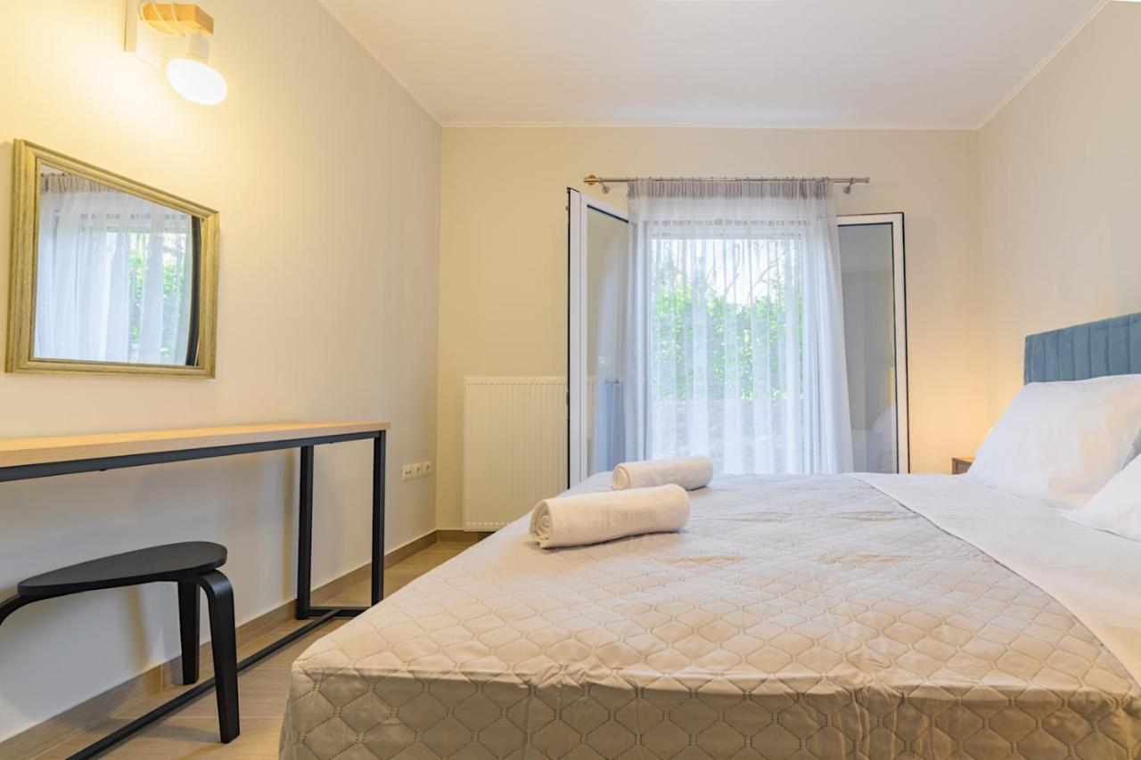 Antho'S Apartment Kanali  ภายนอก รูปภาพ