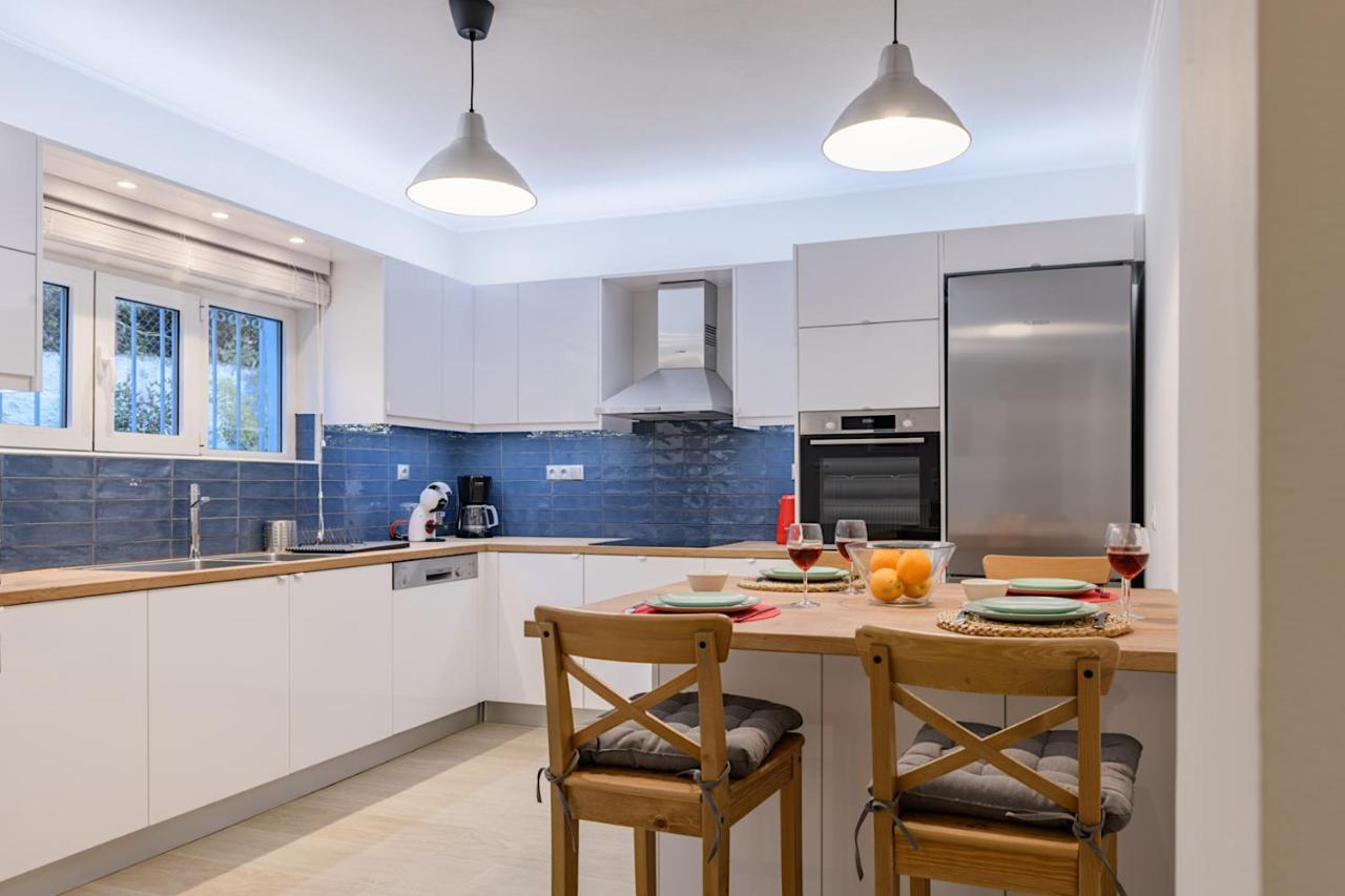 Antho'S Apartment Kanali  ภายนอก รูปภาพ